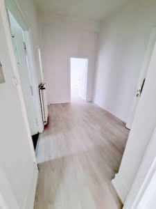 VERMIETET! Altbaucharme pur! Großzügige 2 Zimmerwohnung inkl. Wohnküche – ruhig in Rödelheim