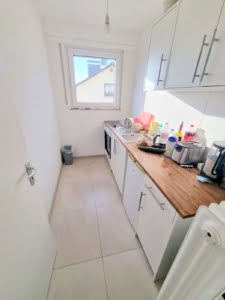 VERMIETET!Sonnige, gemütliche 2 Zimmer Dachgeschoss Wohnung in gepflegtem MFH zentral in Bad Soden