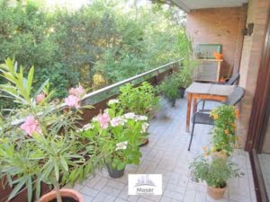 VERMIETET! sonnige 4,5 Zimmer mit Balkon – Parkett + Schwimmbad/Sauna im Haus – Niederad