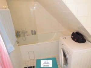 VERMIETET! 2-Zimmer DG-Wohnung (=2.OG) mit Dachterrasse – Top Lage Bornheim Nähe Parlamentsplatz
