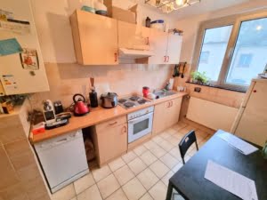 VERMIETET! 2 Zimmerwohnung mit Wintergarten + Wannenbad – WG mgl. – bahnhofsnah Gutleutviertel