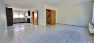 VERKAUFT! Ihr neues Heim erwartet Sie! Reihenhaus: 5 Zimmer + Terrasse + Garten + 2 KFZ-Stellplätze