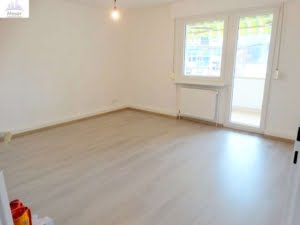 VERMIETET neuw. 2 Zimmerwohnung mit Wohnküche und Loggia + Balkon – zentral Nähe Uniklinik Niederrad