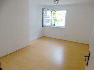 VERMIETET! Top Westendlage! Gemütliche, sonnige 2 Zimmerwohnung mit Balkon + Einbauküche inkl.