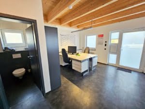 VERMIETET! Produktions-/Lagerhalle mit Bürofläche mit hervorragender Anbindung
