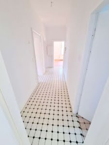 VERMIETET! Sonnige 3 Zimmer Altbauwohnung mit neuem Bad – ruhig + zentral in Heddernheim
