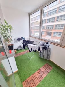 VERMIETET! 2 Zimmerwohnung mit Wintergarten + Wannenbad – WG mgl. – bahnhofsnah Gutleutviertel