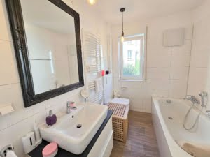 VERMIETET Neubau2017! Zweitbezug! 4 Zimmer + 2 Balkone + 2 Bäder + Fußbodenheiz. -ruhig in Rödelheim