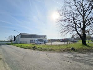 VERMIETET! Lager-/Produktionshalle mit vielen Möglichkeiten – gute Anbindung im Gewerbegebiet von Altenstadt