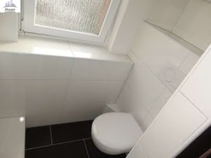 VERMIETET! Modern + Großzügig! Gemütliche 2-Zimmer plus offener Wohnküche + Balkon! – – EZB nah im Ostend
