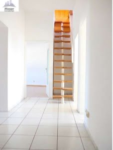 VERMIETET!Altbaucharme mitten in Bornheim! Sonnige 4 Zimmer-Maisonette direkt auf der Berger Straße