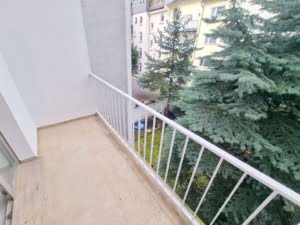 VERMIETET! Altbaucharme pur! Großzügige 2 Zimmerwohnung inkl. Wohnküche – ruhig in Rödelheim
