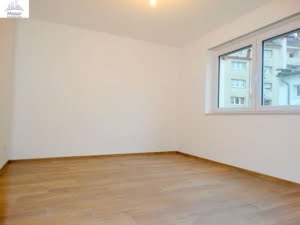 VERMIETET! Neubau2017! 4 Zimmer + 2 Balkone + 2 Bäder + Fußbodenheiz. -ruhig in Rödelheim
