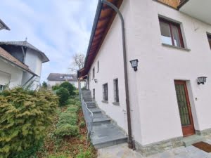 VERMIETET!Was für ein Villenanwesen mit Traumgarten! Mehrgenerat.haus + Einliegerwohnung + 2 Garagen