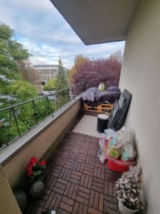 VERMIETET! Ruhig + renoviert 2019! Gepflegte 2 Zimmer mit Balkon – direkt am Kettler Krankenhaus