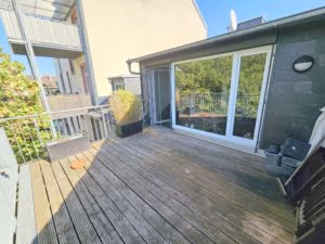 VERMIETET! Schickes 2-Zimmer Dachstudio mit großer Dachterrasse – ruhig + zentral Ostend