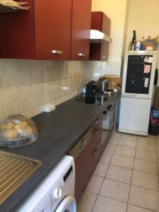 VERMIETET! Sonnige, großzügige 3 Zimmer Altbauwohnung – ruhig + zentral in Heddernheim