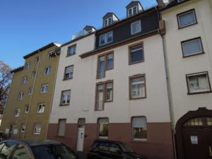 VERMIETET! Gemütliche 2 Zimmer mit Balkon + Blick auf die Niddawiesen – Rödelheim