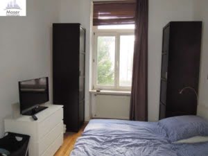 VERMIETET! Altbaucharme in Sachsenha.! Gemütliche 2 Zimmerwohnung inkl. Einbauküche + Wannenbad