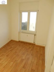 VERMIETET! Tolle 3,5 Zimmer Altbauwohnung mit Balkon – zentrale Lage Nähe TÜV Hanau