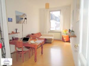 VERMIETET! Topst Lage von Sachsenhausen! Altbaucharme! Gemütliche 2 Zimmerwohnung inkl. Wannenbad