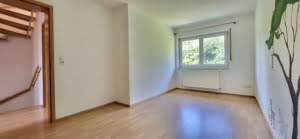 VERKAUFT! Ihr neues Heim erwartet Sie! Reihenhaus: 5 Zimmer + Terrasse + Garten + 2 KFZ-Stellplätze
