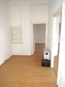VERMIETET! Altbaucharme! Großzügige 2 Zimmerwohnung inkl. Wohnküche – ruhig in Rödelheim