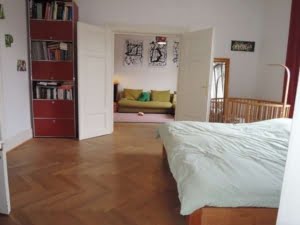 Vermietet! Wow! Altbaucharme pur! 4 Zimmer + Wohnküche + Balkon- top saniert