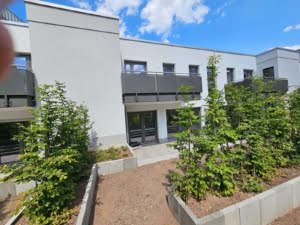 VERMIETET! Schick ! dieses nagelneue 4-Zimmer Townhouse mit Balkon + Terrasse – Offenbach