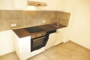 VERMIETET! Schicke 2- Zimmerwohnung mit Einbauküche – zentral in Bad Vilbel