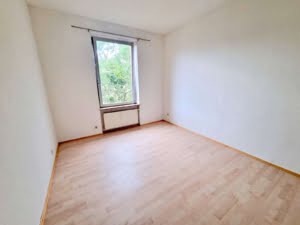 VERMIETET! Altbaucharme zentral in Bornheim! Gemütliche 3 Zimmer Wohnung mit Tageslichtbad