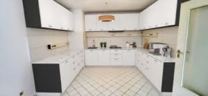 VERKAUFT! Kapitalanlage oder Eigennutzung ! Großzügige 2 Zimmerwohnung mit Balkon – Niederrad