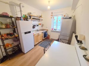 VERMIETET! Schick! Saniert! 1 Zimmer mit Balkon + Wohnküche – Top Lage Bornheim Nähe Berger Str.