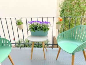 VERMIETET! Altbaucharme pur in Top Lage Sachsenhausen: 4 Zimmerwohnung mit Balkon + Parkett + EBK