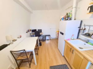 VERMIETET! Schick! Saniert! 1 Zimmer mit Balkon + Wohnküche – Top Lage Bornheim Nähe Berger Str.