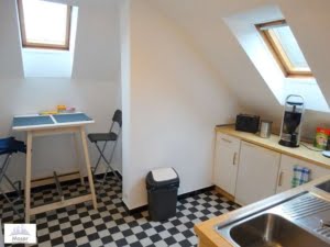 VERMIETET! Gemütliche 2 Zimmer DG-Wohnung inkl. Einbauküche – direkt am Stadtwald in Neu Isenburg