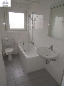 VERMIETET! Schick und gemütlich! 2 Zimmer DG-Wohnung in gepflegtem MFH zentral in Bad Soden