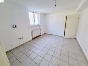 VERMIETET! Gemütliche 2-Zimmer Einliegerwohnung mit Terrasse in guter Lage am Karbener Hang