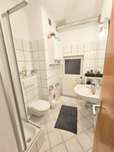 VERMIETET! Großzügig ! Gemütliche 1 Zimmerwohnung mit Wohnküche – zentral Sachsenhausen