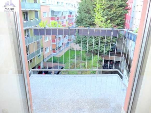 VERMIETET! Hell! 3 Zimmerwohnung mit Balkon und Wannenbad – Bornheim Grenze Ostend – EZB nah