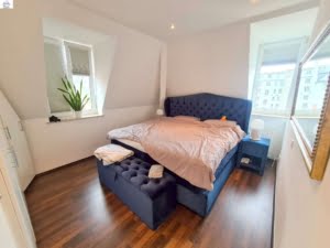 VERMIETET! WOW! – Stylische 5 Zimmer Maisonette inkl. EBK + Kamin + Dachterr. -Sachsenhausen