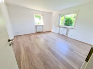VERMIETET! Gemütliche 2-Zimmer Einliegerwohnung mit Terrasse in guter Lage am Karbener Hang