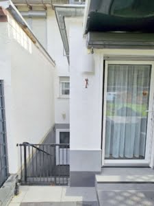 VERKAUFT! Perfekt für die kleine Familie! Solides Reihenmittelhaus + Garage + Garten -Heddernheim