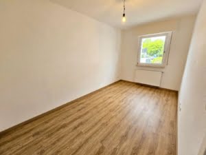 VERMIETET! Sonnige 3 Zimmerwohnung mit Balkon – ruhig in Mühlheim-Lämmerspiel