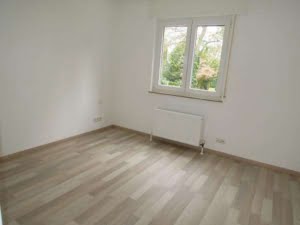 VERMIETET! Willkommen Zuhause – 4 Zimmer + Balkon + Terrasse + Garten – ruhig in FFM-Niederursel