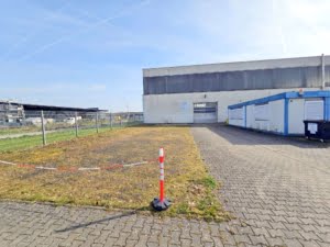 VERMIETET! Lager-/Produktionshalle mit vielen Möglichkeiten – gute Anbindung im Gewerbegebiet von Altenstadt