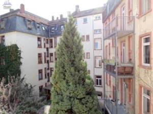 VERMIETET! Topst Lage von Sachsenhausen! Altbaucharme! Gemütliche 2 Zimmerwohnung inkl. Wannenbad