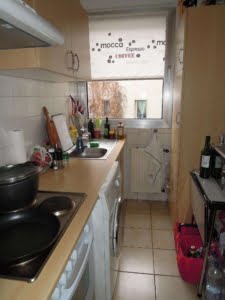 VERMIETET! Gemütliche 2 Zimmerwohnung mit Wannenbad – zentral in Rödelheim