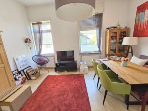 VERMIETET! Gemütliche 2 Zimmerwohnung mit Wohndiele + Wannenbad – ruhig+ zentral in Rödelheim