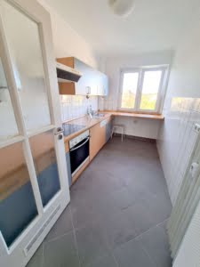 VERMIETET! Großzügige 3 Zimmerwohnung mit Südbalkon inkl EBK – zentral in Sachsenhausen